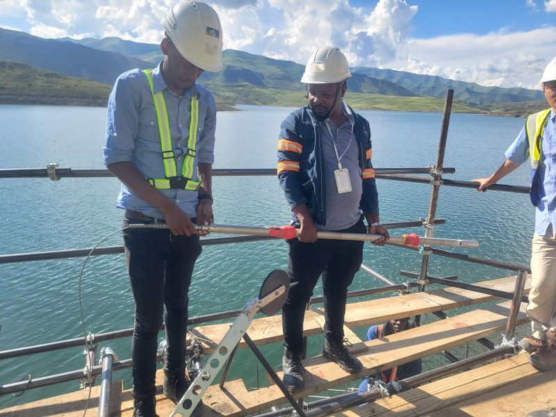 HRAT/ABI Acoustic Televiewer from Mount Sopris Instruments in Tunnel project