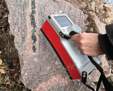 RS-232 BGO Super-SPEC Handheld Gamma-Ray Spectrometer